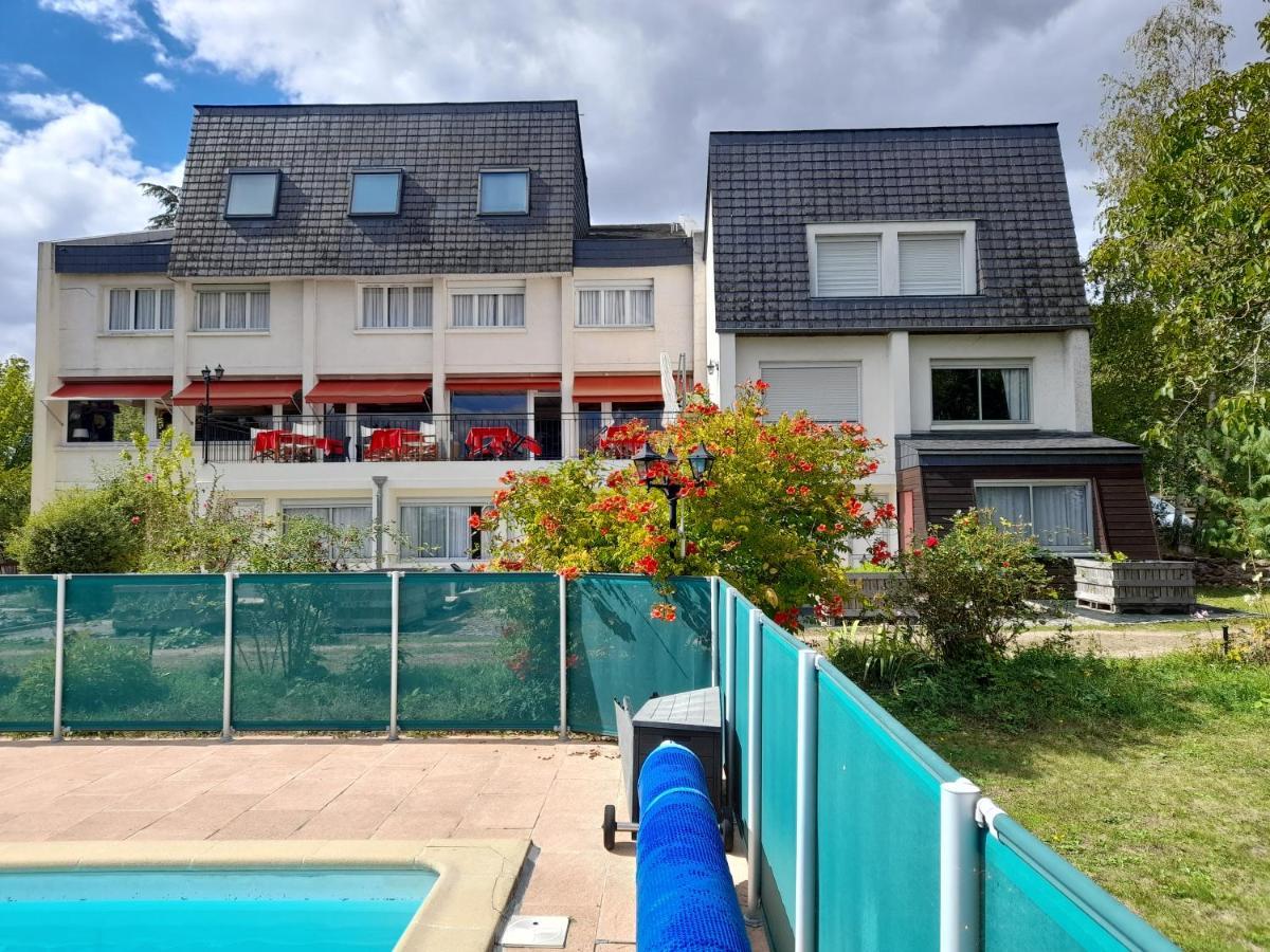 Hotel La Longue Vue Gennes-Val-de-Loire Exterior foto