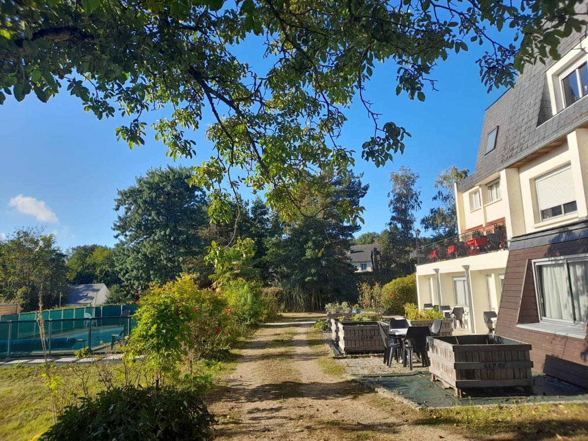 Hotel La Longue Vue Gennes-Val-de-Loire Exterior foto