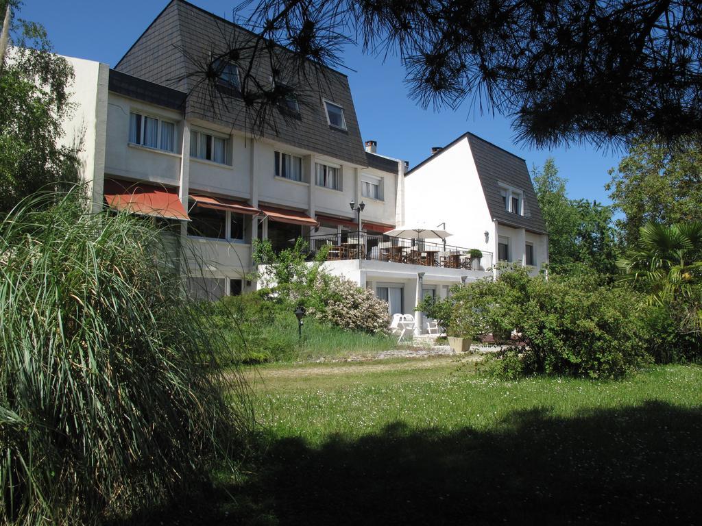 Hotel La Longue Vue Gennes-Val-de-Loire Exterior foto